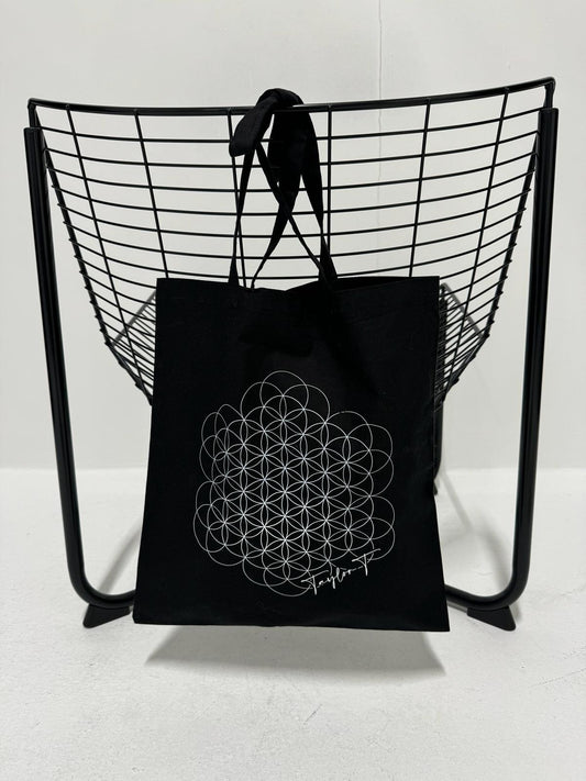 Taylor Tee Tote (Black)